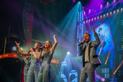 Première Winter Wonderland @ Het Witte Paard Blankenberge, picture 9, photographed by Peter Minnebo - FrontView Magazine