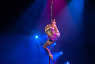 Première Winter Wonderland @ Het Witte Paard Blankenberge, picture 11, photographed by Peter Minnebo - FrontView Magazine