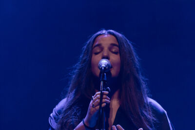 Amina @ Het Depot, picture 1, photographed by Jürgen Bruynooghe - FrontView Magazine