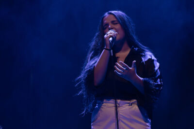 Amina @ Het Depot, picture 14, photographed by Jürgen Bruynooghe - FrontView Magazine