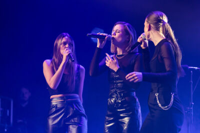 Maan @ Het Depot, picture 32, photographed by Jürgen Bruynooghe - FrontView Magazine