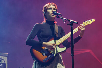 The Last Dinner Party @ Vorst Nationaal, picture 6, photographed by Peter Smet - FrontView Magazine
