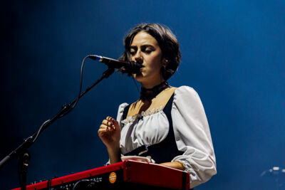 The Last Dinner Party @ Vorst Nationaal, picture 12, photographed by Peter Smet - FrontView Magazine