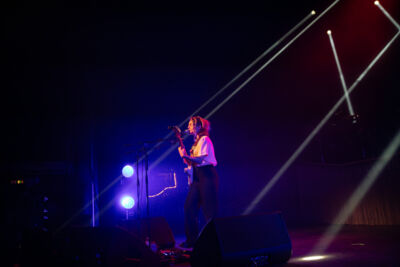 Czesare @ Ancienne Belgique, picture 11, photographed by Jürgen Bruynooghe - FrontView Magazine