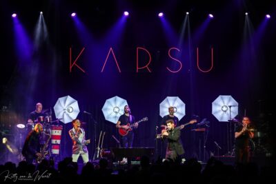 KARSU @ Effenaar, picture 16, photographed by Kitty van de Waart - FrontView Magazine