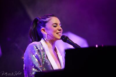 KARSU @ Effenaar, picture 32, photographed by Kitty van de Waart - FrontView Magazine