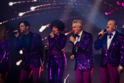 Première Winterrevue With Friends @ Theater Elckerlyc, picture 37, photographed by Goele Bormans - FrontView Magazine