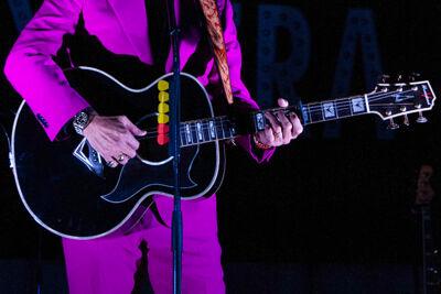 Danny Vera @ Trix, foto 3, foto's door Jurgen Van De Maele - FrontView Magazine