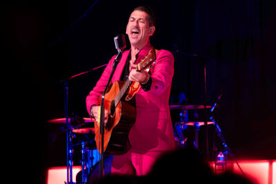 Danny Vera @ Trix, foto 14, foto's door Jurgen Van De Maele - FrontView Magazine