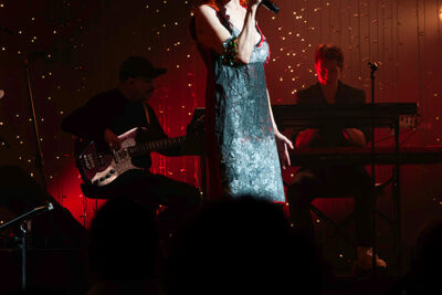 Axelle Red- A Very Special Christmas @ Het Depot, picture 32, photographed by Jurgen Van De Maele - FrontView Magazine