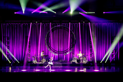 Lindsey Stirling - Snow Waltz Tour @ ING Arena, picture 25, photographed by Peter Smet - FrontView Magazine