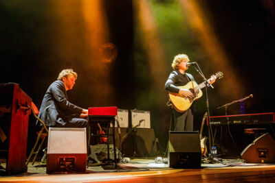 Jasper Steverlinck Live in De Roma, picture 2, photographed by Paul Jongeneelen - FrontView Magazine
