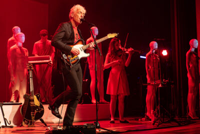 Spinvis @ De Roma, picture 6, photographed by David Johnson - FrontView Magazine