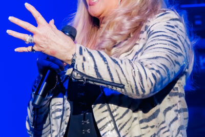 Bonnie Tyler Live in concert, picture 15, photographed by Paul Jongeneelen - FrontView Magazine