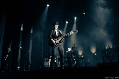 Hooverphonic: 20th Anniversary Tour @ De Warande, picture 10, photographed by FrontView Magazine