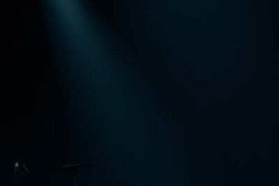 Hooverphonic: 20th Anniversary Tour @ De Warande, picture 12, photographed by FrontView Magazine