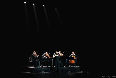 Hooverphonic: 20th Anniversary Tour @ De Warande, picture 15, photographed by FrontView Magazine