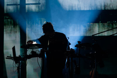 Apashe @ Ancienne Belgique, picture 2, photographed by Jurgen Van De Maele - FrontView Magazine