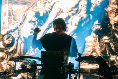 Apashe @ Ancienne Belgique, picture 9, photographed by Jurgen Van De Maele - FrontView Magazine