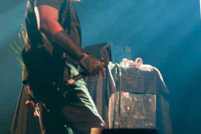 Wasiu @ Ancienne Belgique, picture 4, photographed by Jurgen Van De Maele - FrontView Magazine