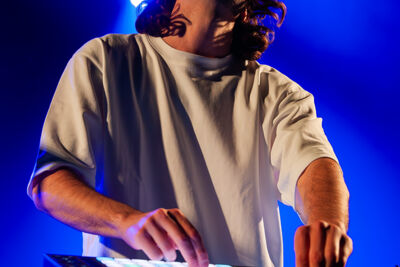 Zayka @ Ancienne Belgique, picture 1, photographed by Jurgen Van De Maele - FrontView Magazine