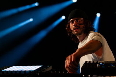 Zayka @ Ancienne Belgique, picture 14, photographed by Jurgen Van De Maele - FrontView Magazine