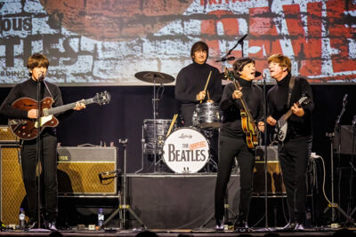 The Bootleg Beatles @ De Roma, picture 11, photographed by Paul Jongeneelen - FrontView Magazine