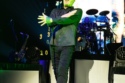 OMD @ Koninklijk Circus, picture 4, photographed by David Johnson - FrontView Magazine