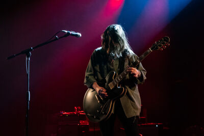 Emily Wolfe @ Ancienne Belgique, picture 10, photographed by Jürgen Bruynooghe - FrontView Magazine