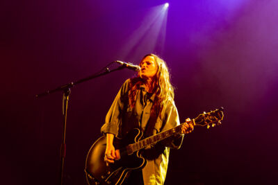 Emily Wolfe @ Ancienne Belgique, picture 21, photographed by Jürgen Bruynooghe - FrontView Magazine