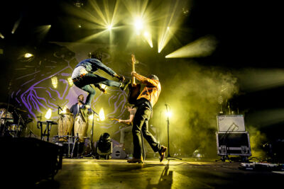 Black Pumas @ Vorst Nationaal, picture 17, photographed by Peter Smet - FrontView Magazine