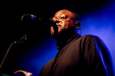 MRCY @ Vorst Nationaal, picture 1, photographed by Peter Smet - FrontView Magazine