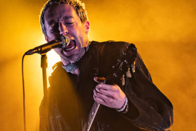 Miles Kane @ Bootstraat, picture 2, photographed by Jürgen Bruynooghe - FrontView Magazine
