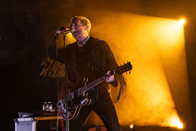 Miles Kane @ Bootstraat, picture 7, photographed by Jürgen Bruynooghe - FrontView Magazine
