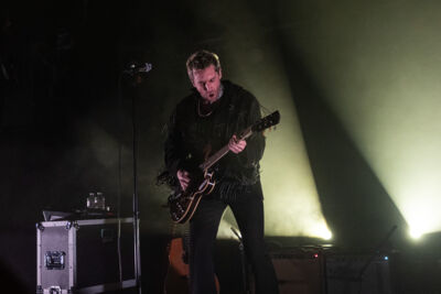 Miles Kane @ Bootstraat, picture 11, photographed by Jürgen Bruynooghe - FrontView Magazine