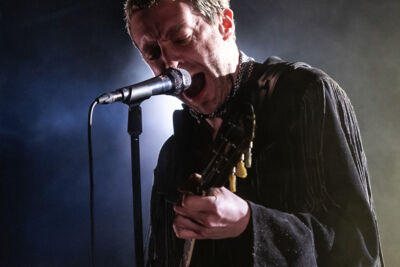 Miles Kane @ Bootstraat, picture 17, photographed by Jürgen Bruynooghe - FrontView Magazine