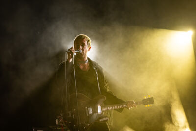 Miles Kane @ Bootstraat, picture 21, photographed by Jürgen Bruynooghe - FrontView Magazine