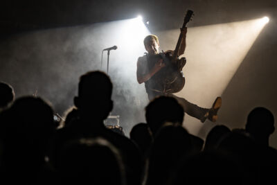 Miles Kane @ Bootstraat, picture 30, photographed by Jürgen Bruynooghe - FrontView Magazine
