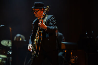 Hooverphonic 20th Anniversary Tour @ Koningin Elisabethzaal, picture 2, photographed by Marc Verdonck - FrontView Magazine