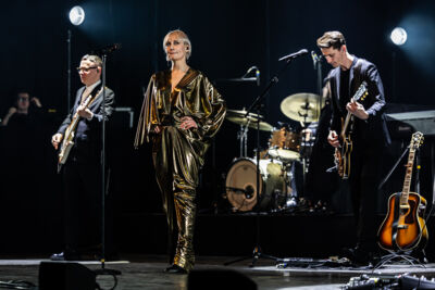Hooverphonic 20th Anniversary Tour @ Koningin Elisabethzaal, picture 31, photographed by Marc Verdonck - FrontView Magazine