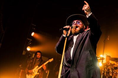 Teddy Swims @ Trix, picture 2, photographed by Dorien Goetschalckx - FrontView Magazine