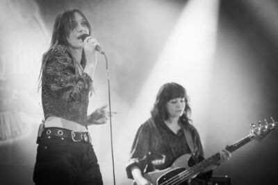 Soror @ Roots & Roses, picture 8, photographed by Jurgen Van De Maele - FrontView Magazine