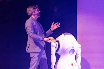Lieven Scheire @ Het Depot, picture 12, photographed by Jürgen Bruynooghe - FrontView Magazine