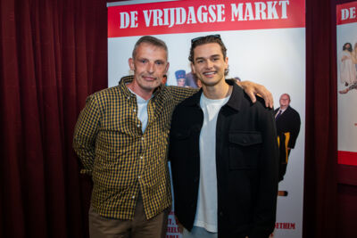 Première De Vrijdagse Markt @ EWT - Theater, foto 7, foto's door Goele Bormans - FrontView Magazine