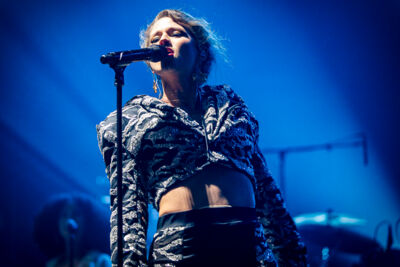 Selah Sue @ Gladiolen, picture 18, photographed by Peter Smet - FrontView Magazine