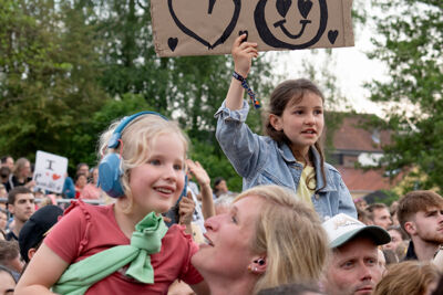 Pommelien Thijs @ Slinkse Sinkse, picture 15, photographed by Koen Marcoen - FrontView Magazine