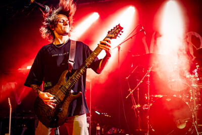 Profiler @ Kavka Zappa, picture 1, photographed by Peter Smet - FrontView Magazine