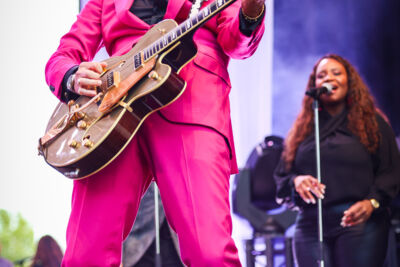 Danny Vera @ Parkfeest Oosterhout, foto 1, foto's door Kitty van de Waart - FrontView Magazine