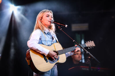 Hannah Mae @ Parkfeest Oosterhout, picture 8, photographed by Kitty van de Waart - FrontView Magazine