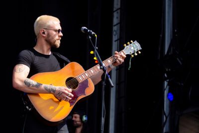 Douwe Bob @ Vestrock Dag 1, picture 9, photographed by Luc Klinckaert - FrontView Magazine